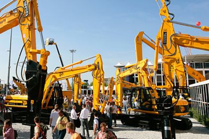 Bauma 2007, Messe München, ausgestellte Baumaschinen