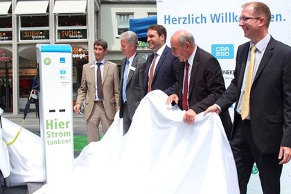 Volker Lazzaro, Jürgen Schäffner, Florian Fritsch, Ivo Gönner, Robert Henrich Volker Lazzaro, Jürgen Schäffner, Florian Fritsch, Ivo Gönner, Robert Henrich