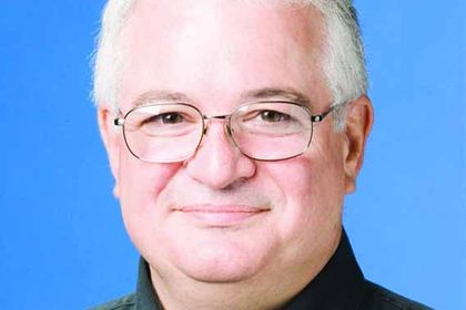 Jeff Kodosky, LabVIEW-Erfinder und Mitbegründer von National Instruments: „Künftige Versionen von Programmiersoftware, auch der Graphical System Design-Software LabVIEW, werden Touchscreen-Bedienung und Gestik-Steuerung umfassen.“ 