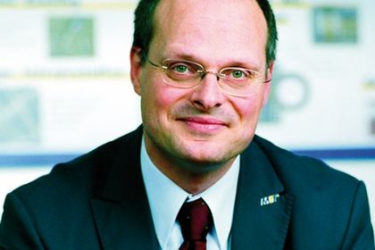 Dr. Olaf Munkelt, VDMA: »Der Umsatzzuwachs wird 2011 mindestens 20 Prozent betragen.« Dr. Olaf Munkelt, VDMA: »Der Umsatzzuwachs wird 2011 mindestens 20 Prozent betragen.«