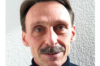 Hans-Jürgen Hilscher, Hilscher GmbH: »Mit dem High-End-Kommunikations-Controller 'netX 4000' werden wir technisch einen großen Schritt nach vorne gehen.« Hans-Jürgen Hilscher, Hilscher GmbH: »Mit dem High-End-Kommunikations-Controller 'netX 4000' werden wir technisch einen großen Schritt nach vorne gehen.«