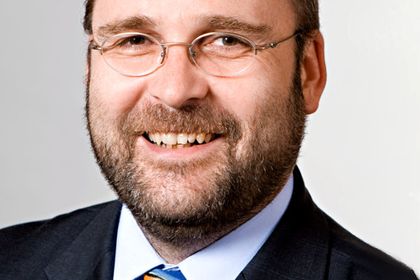 Prof. Dr. Frank Schiller
