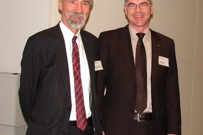 Prof. Dr.-Ing. Engelbert Westkämper (links), Prof. Dr.-Ing. Jürgen Beyerer