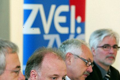 Dr. Reinhard Hüppe, Dr. Gunther Kegel, Michael Ziesemer, Rainer Bechtold (v.l.n.r.)