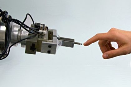 Roboter-Mensch-Interaktiuon Roboter-Mensch-Interaktiuon