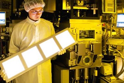 OLED-Beleuchtungsmodul, Herstellung OLED-Beleuchtungsmodul, Herstellung