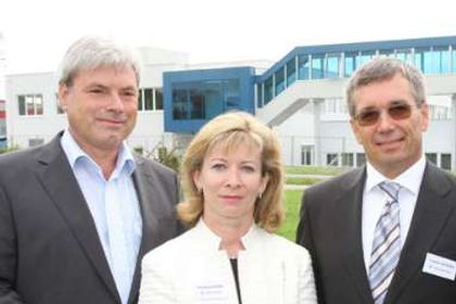 Die Gründer und geschäftsführenden Gesellschafter von Sigmatek: Andreas Melkus, Mag. Marianne Kusejko und Theodor Kusejko (v.l.n.r) Die Gründer und geschäftsführenden Gesellschafter von Sigmatek: Andreas Melkus, Mag. Marianne Kusejko und Theodor Kusejko (v.l.n.r)