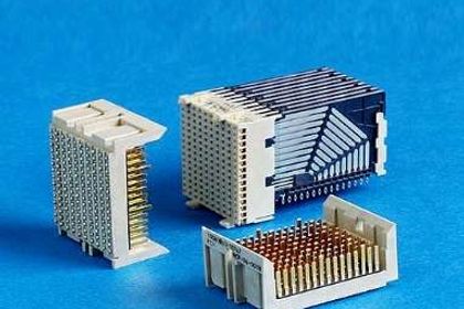 Der Airmax-Steckverbinder soll bis zu 12 Gbit/s übertragen Der Airmax-Steckverbinder soll bis zu 12 Gbit/s übertragen