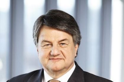Nachruf: Edmund Segl verstorben Nachruf: Edmund Segl verstorben