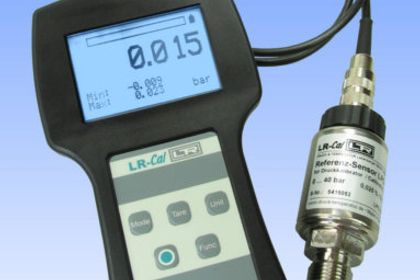 Druckkalibrator: Von Millibar bis Kilobar Druckkalibrator: Von Millibar bis Kilobar