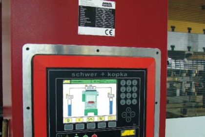 Stanz- und Umformtechnik: Automatisierte 100%-Dokumentation Stanz- und Umformtechnik: Automatisierte 100%-Dokumentation