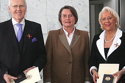 DKE: Bundesverdienstkreuz für Dietmar Harting