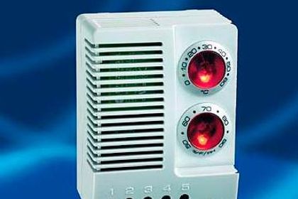 Elektronischer Vari-Hygro- und Thermostat von Finder Elektronischer Vari-Hygro- und Thermostat von Finder