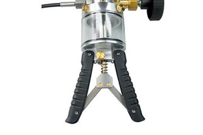 Druck & Temperatur Leitenberger GmbH, Kalibrier-Handtestpumpe LPP 700 Druck & Temperatur Leitenberger GmbH, Kalibrier-Handtestpumpe LPP 700