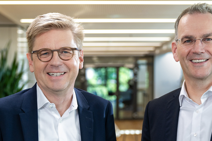 Dr. Mats Gökstorp, CEO of Sick AG (left), and Peter Selders, CEO of the Endress+Hauser Group. Dr. Mats Gökstorp, CEO of Sick AG (left), and Peter Selders, CEO of the Endress+Hauser Group.