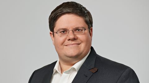 Dr. Alexander Broos