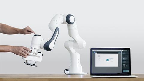 Complex work orders with the robot Complex work orders with the robot