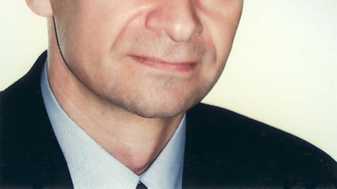 Gerald Scheffels is a freelance journalist from Wuppertal. Gerald Scheffels is a freelance journalist from Wuppertal.