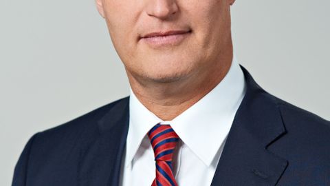 VDMA-Präsident Carl Martin Welcker: »Es spricht volkswirtschaftlich, ökonomisch und ökologisch wenig für das schnelle Einführen von batterieelektrisch betriebenen Fahrzeugen.« VDMA-Präsident Carl Martin Welcker: »Es spricht volkswirtschaftlich, ökonomisch und ökologisch wenig für das schnelle Einführen von batterieelektrisch betriebenen Fahrzeugen.«