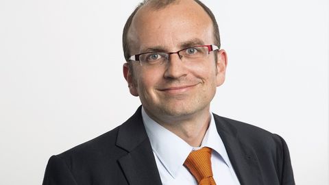 Tim Weis is Product Manager for vision sensors at Pepperl+Fuchs in Mannheim. Tim Weis is Product Manager for vision sensors at Pepperl+Fuchs in Mannheim.