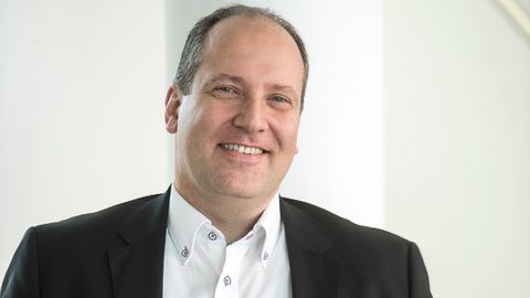 Thilo Döring, HMS: "We expect demand for wirelessly networkable devices and machines to increase." Thilo Döring, HMS: "We expect demand for wirelessly networkable devices and machines to increase."