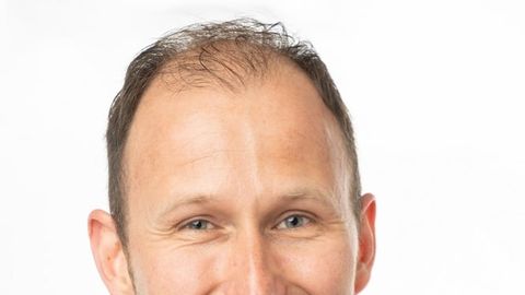 Dr. Michael Kleinkes is responsible for technical management at VMT Vision Machine Technic Bildverarbeitungssysteme in Mannheim. Dr. Michael Kleinkes is responsible for technical management at VMT Vision Machine Technic Bildverarbeitungssysteme in Mannheim.