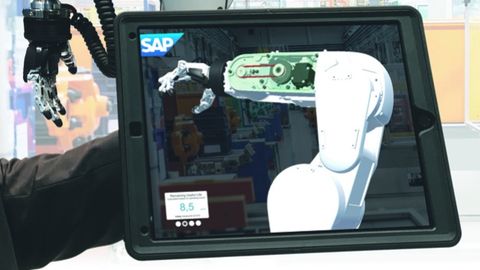 Superimposed 3D model of the robot