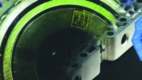 2_Cognex readers at every mounting point of Kia transmission and engine components