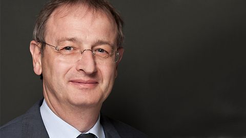 Dr. Wilfried Schäfer vom VDW Dr. Wilfried Schäfer vom VDW