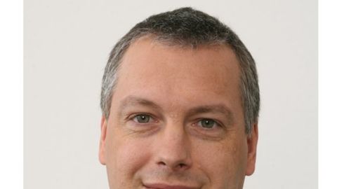 Andreas Schierenbeck wechselt von Siemens in den Vorstand von ThyssenKrupp Andreas Schierenbeck wechselt von Siemens in den Vorstand von ThyssenKrupp