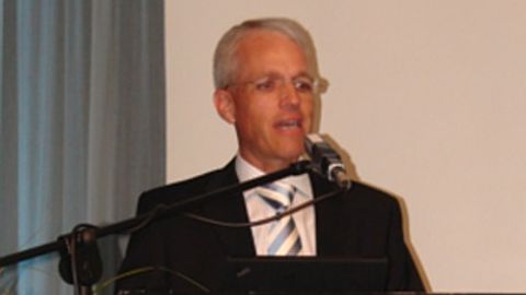 Dr. Gerald Gerlach Dr. Gerald Gerlach