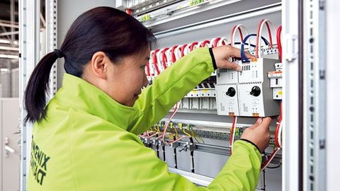 Monitor and protect DC microgrids Monitor and protect DC microgrids