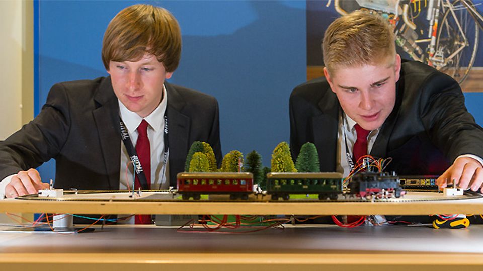 Award winner at 'Invent a Chip 2014'