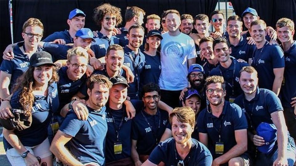 The winning team of the 'Hyperloop Pod Competition' 2018 The winning team of the 'Hyperloop Pod Competition' 2018