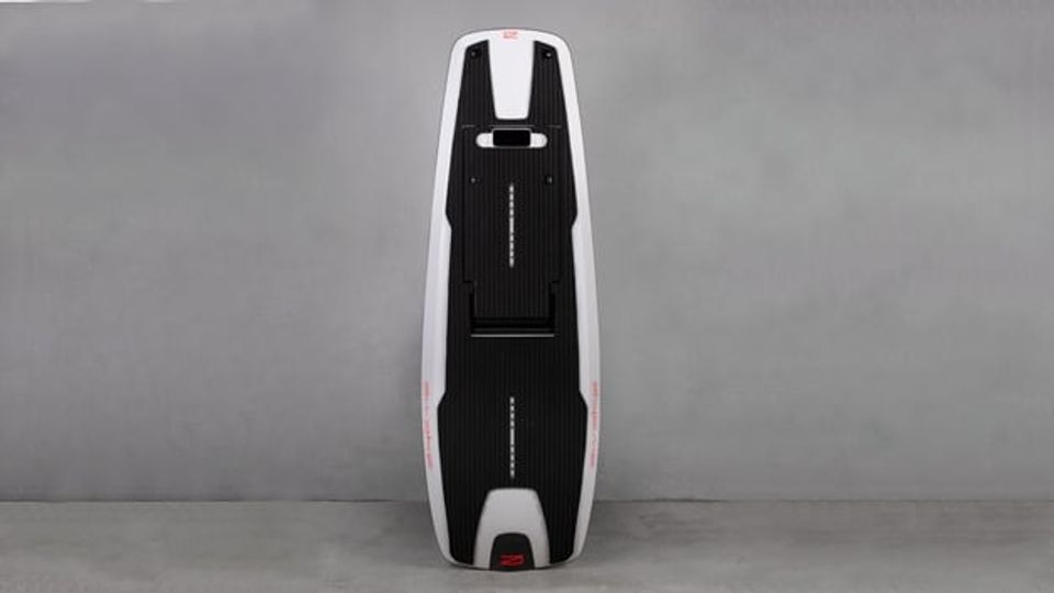 Details of the 'Rävik' electric surfboard Details of the 'Rävik' electric surfboard