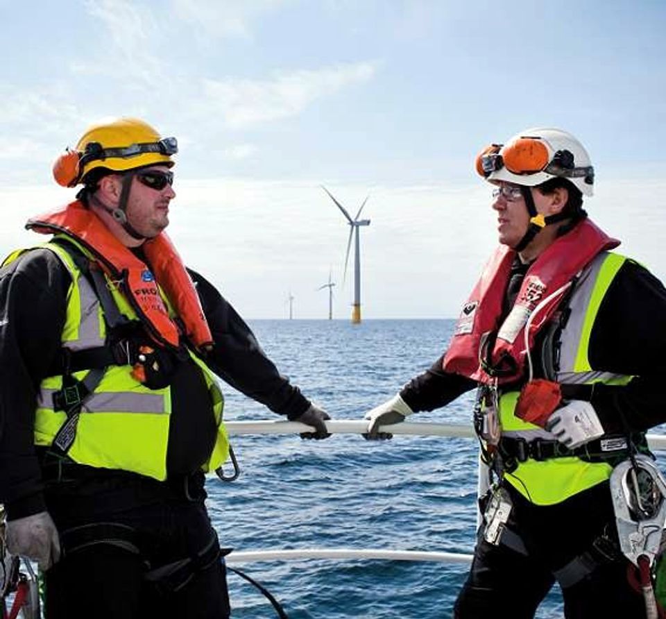 Training for offshore service technicians Training for offshore service technicians