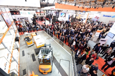 Volle Hallen auf der Logimat 2019