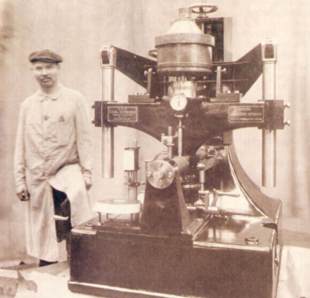 Balancing machine 1910