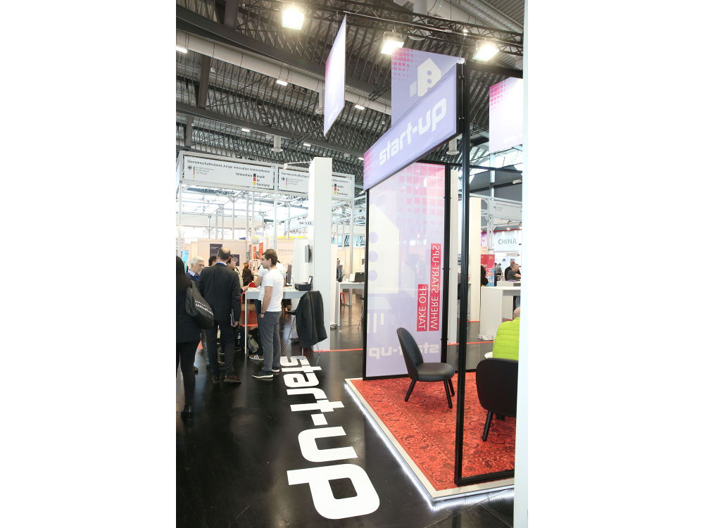 Impression start-up auf der Embedded World