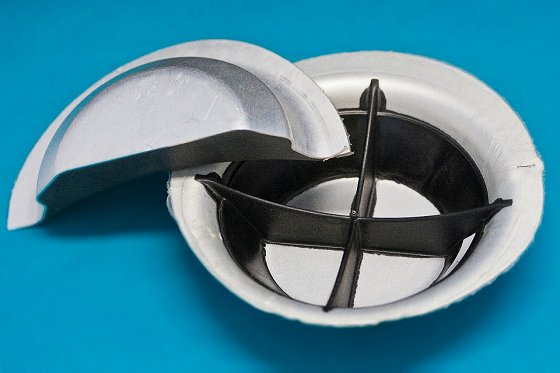 Verbundstrukturen mit Metall Verbundstrukturen mit Metall