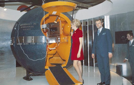 1970 - Die „Küche der Zukunft“ wird auf der imm cologne präsentiert.