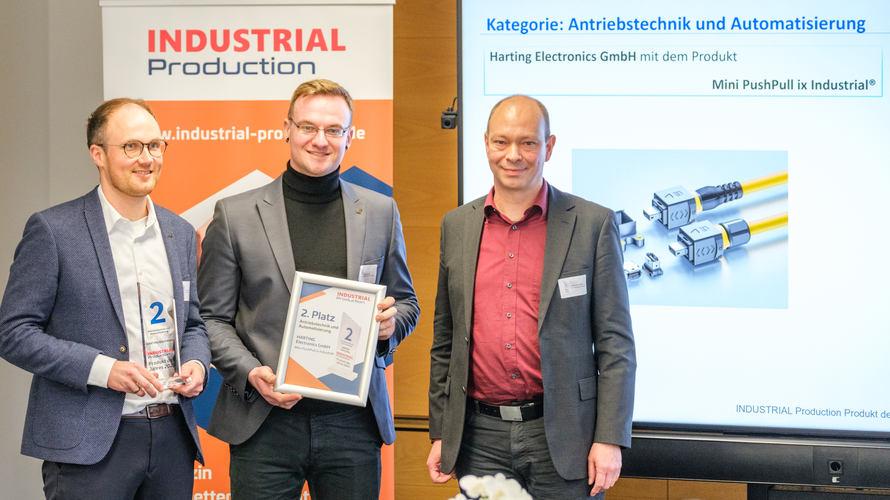 Second place in the "Drive Technology and Automation" category went to Harting Electronics with the Mini PushPull ix Industrial. 