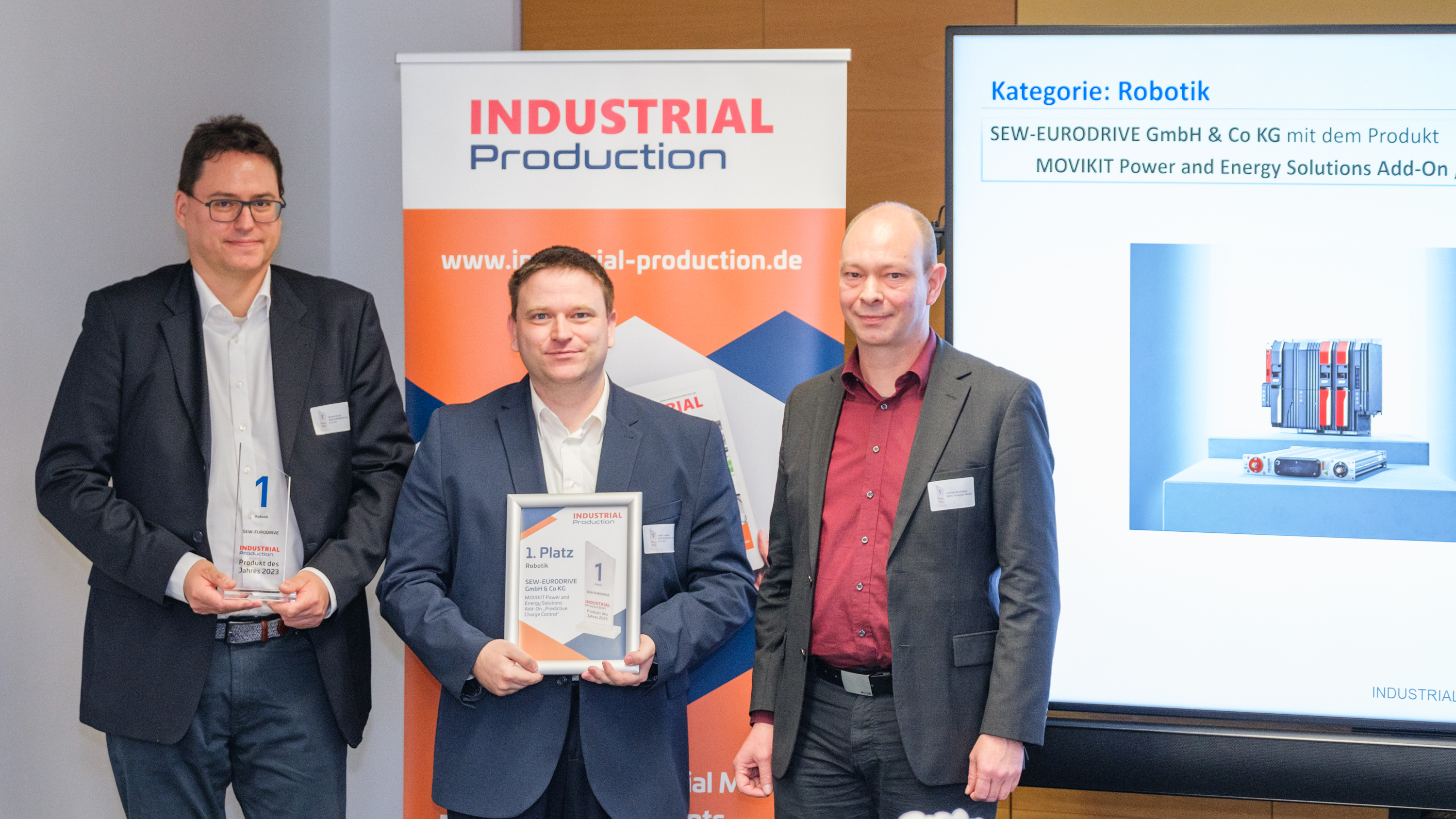 SEW Eurodrive won first place with the MOVIKIT Power and Energy Solutions add-on "Predictive Charge Control". SEW Eurodrive won first place with the MOVIKIT Power and Energy Solutions add-on "Predictive Charge Control".