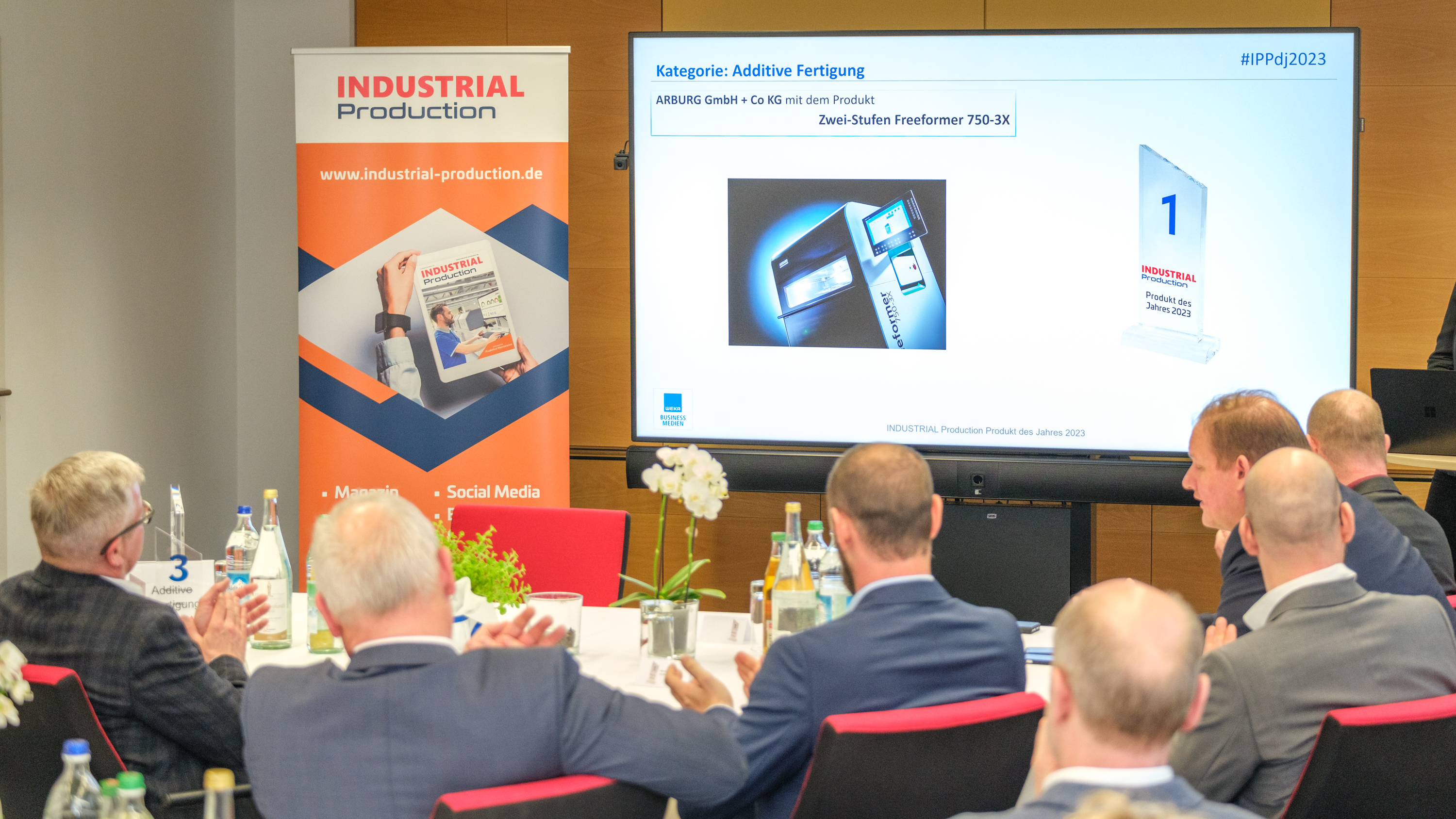 ARBURG won first place in the "Additive Manufacturing" category with the two-stage Freeformer 750-3x. 