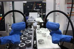 Roboter bauen Feuerwehrequipment