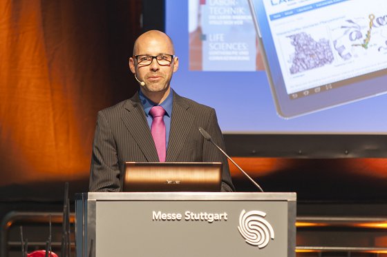 Moderator Rafael Treite