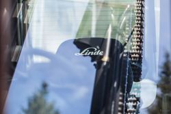 Linde zeigt World of Material Handling: Intralogistik der Zukunft