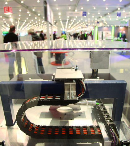 Wirtschaft + Unternehmen: FMB 2013: Aktuelle Trends der Steuerungstechnik Wirtschaft + Unternehmen: FMB 2013: Aktuelle Trends der Steuerungstechnik