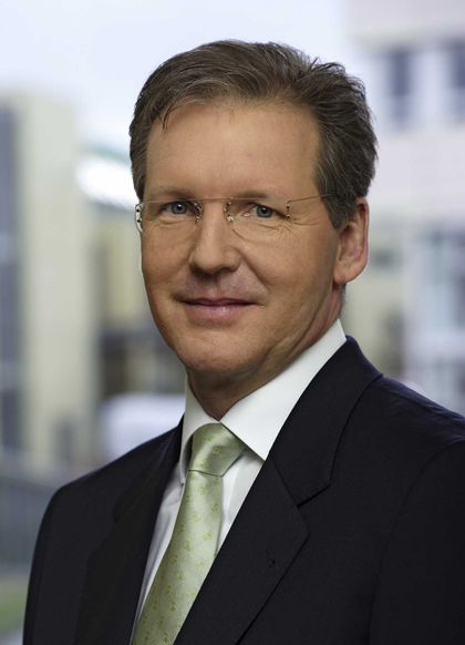 Wirtschaft + Unternehmen: Schaeffler Gruppe zeigt operative Stärke Wirtschaft + Unternehmen: Schaeffler Gruppe zeigt operative Stärke