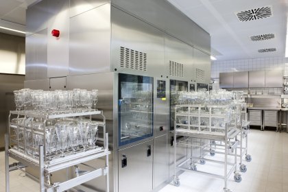Produkt-News: Miele-Technik und Laborglas von Duran im Zentrum für Molekulare Biologie der Uni Heidelberg